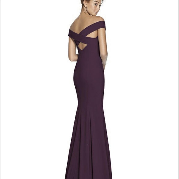 COPY - Off-the-Shoulder Criss Cross Back Trumpet Gown - Picture 2 of 3